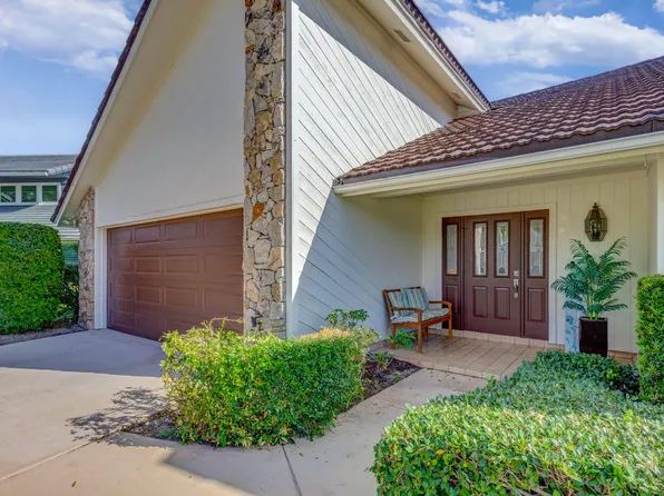 12870 La Rochelle Circle, Palm Beach Gardens, FL 33410