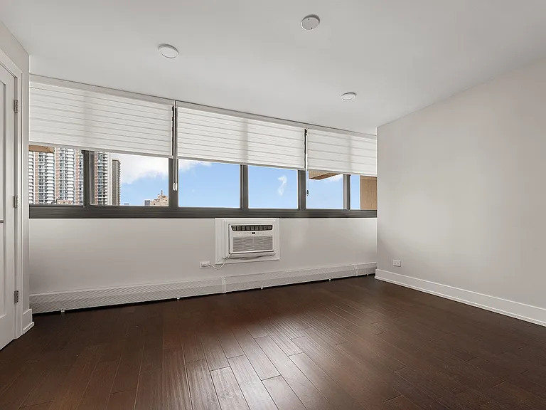 The Duplex Tower — Photo 99