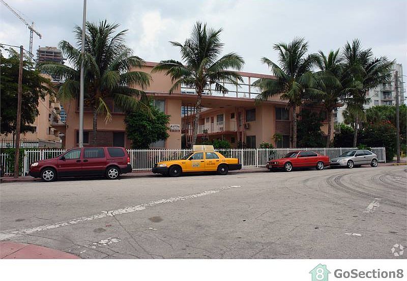 1st image of 6855 Byron Ave