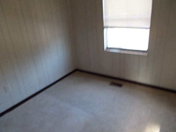 4th image of 3652 Kings Park Cir #369