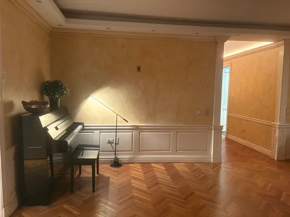 360 East 88th Street image 12 of 28