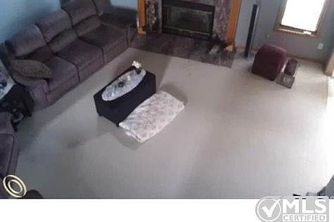 Livingroom2.jpg