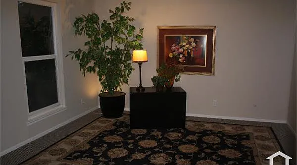 2 bed, 1200 sqft, $1,700 — Photo 4