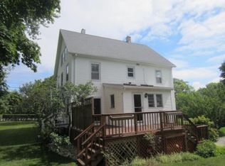 35 Park Ave #1, Portsmouth, RI 02871