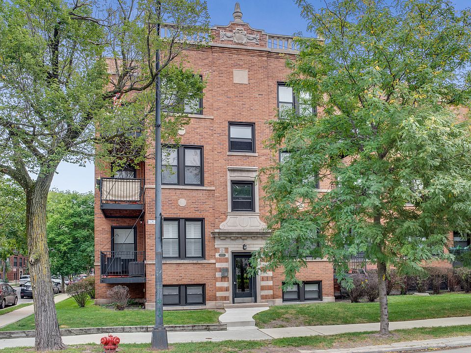1st image of 4257 N Ashland Ave APT 3
