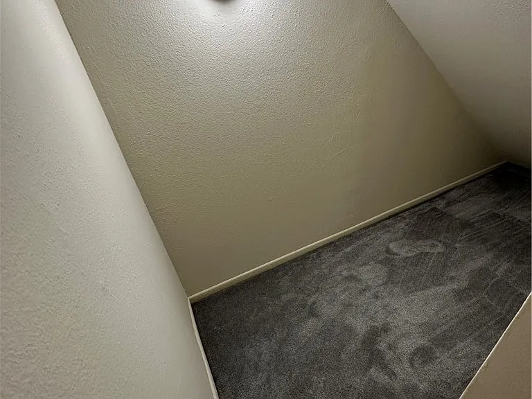 420 Milford St — Photo 32