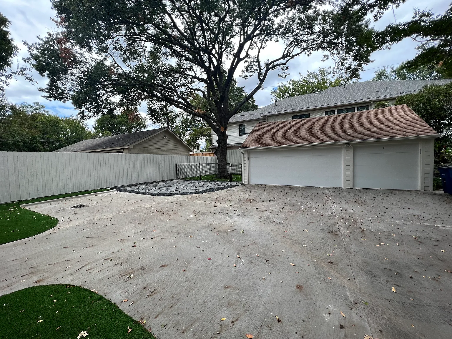 2 bed, 1600 sqft, $3,400 — Photo 2