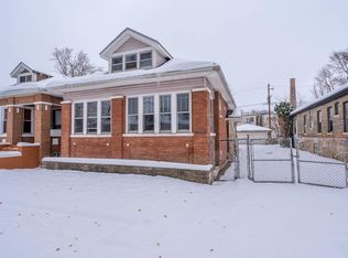 8025 S Euclid Ave, Chicago, IL 60617