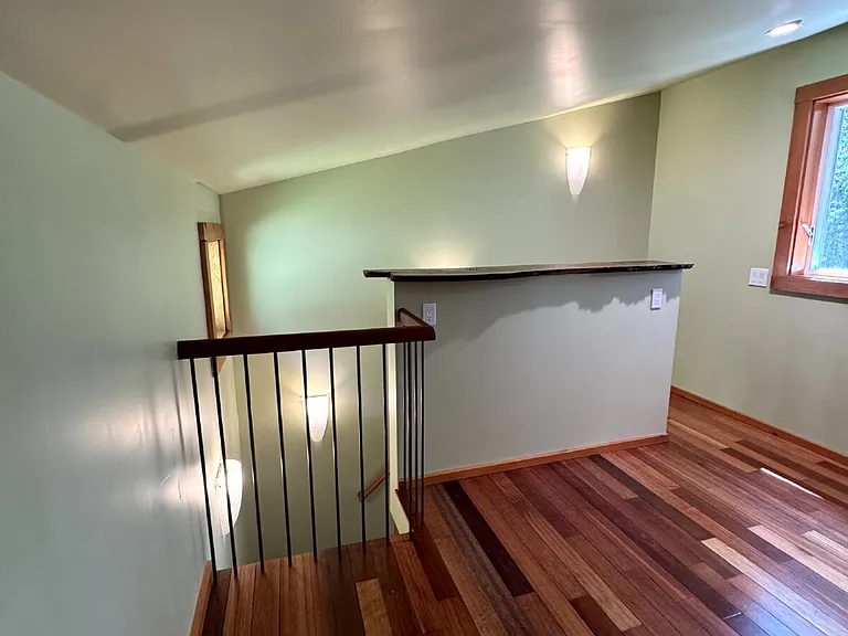 298 White Beach Rd — Photo 11