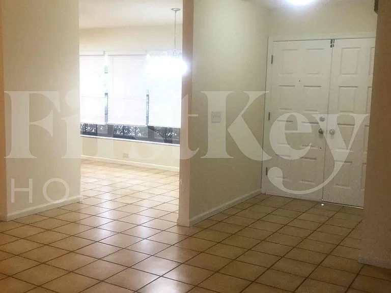 132 Santander Ct — Photo 8