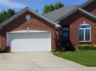 711 Silver Fox Ct, Indianapolis, IN