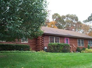 9 Peach St, Wading River, NY 11792