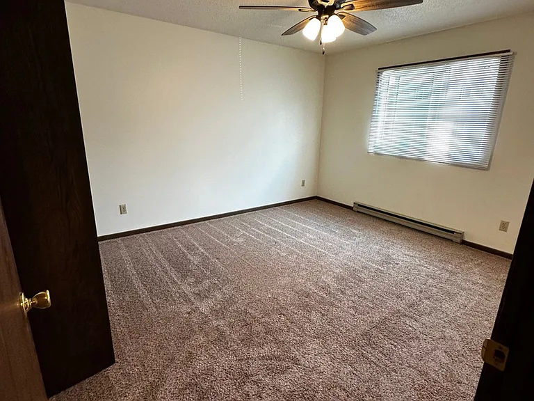 808 Macomber St — Photo 13