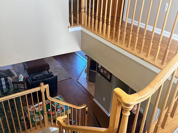 Stair all the way to top floor