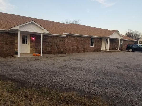 402 Wright St APT B, Hackett, AR 72937
