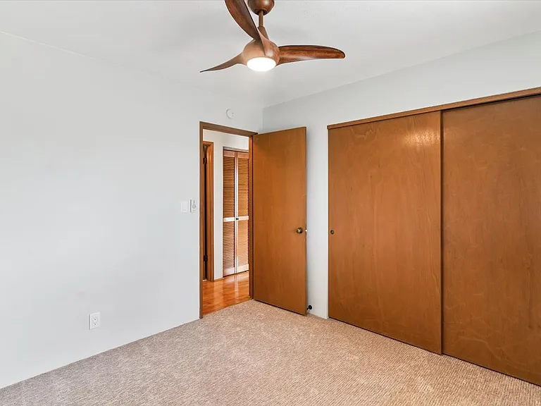 560 Kuikahi Dr — Photo 35