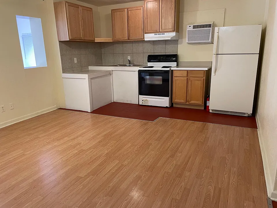 665 Live Oak Ave W #3