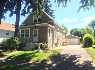 1021 12th St N, Fargo, ND 58102
