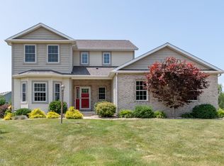 4882 Knollwood Dr, Saint Joseph, MI 49085