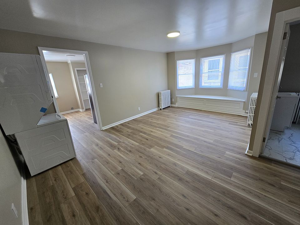 1st image of 32 Bucyrus St Floor 2