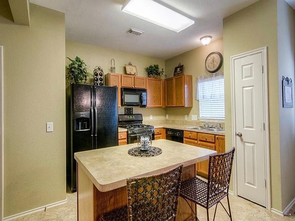 2nd image of 9739 Coyote Creek Dr