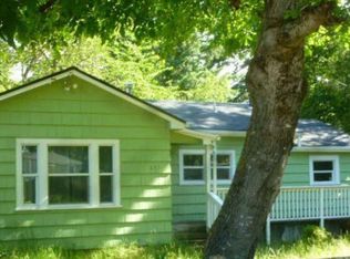 8435 SE Sherrett St, Portland, OR 97266