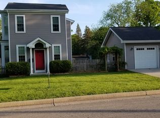 110 Matthew St, Delavan, WI 53115