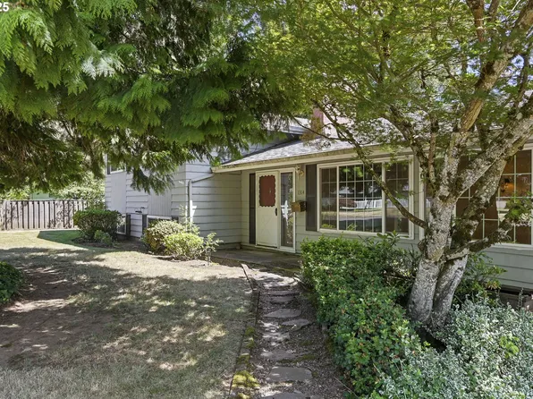 1314 NW 4th St, Gresham, OR 97030