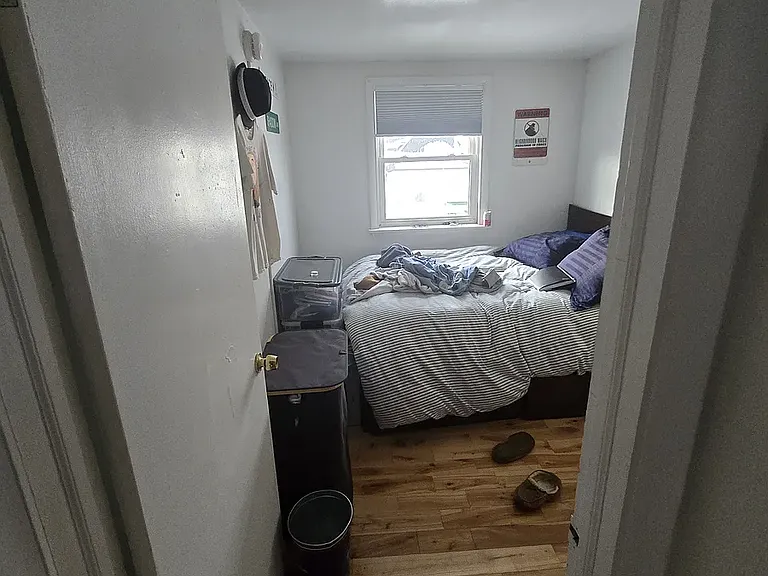 403 College St #2 — Photo 11