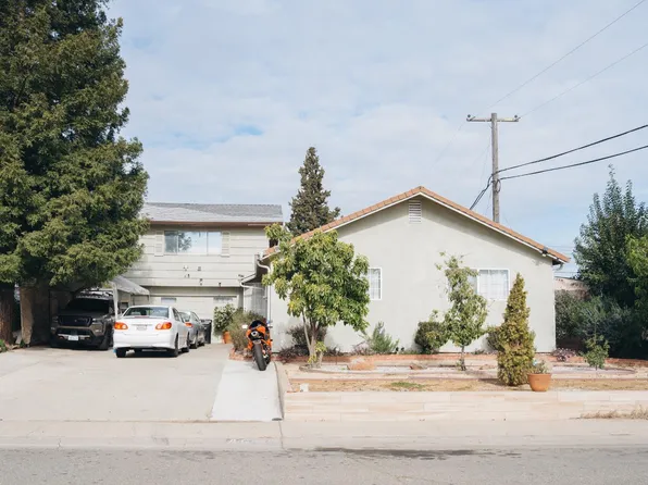 4633 Lippi Pkwy, Sacramento, CA 95823