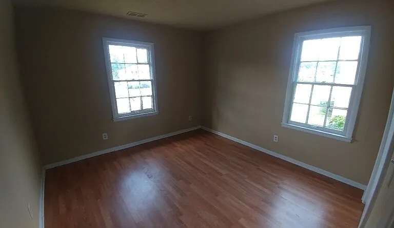 6005 Dickson Rd #4 — Photo 5