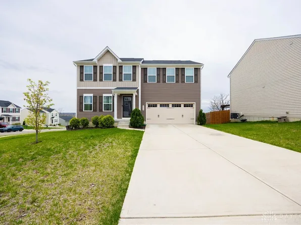 1914 Amelia Way, Moraine, OH 45439