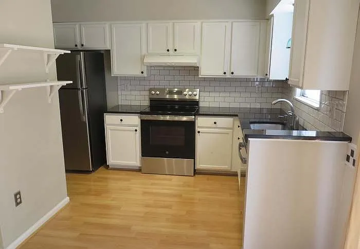 Amethyst Ln — Photo 4