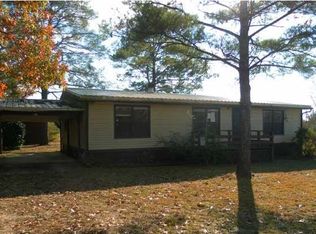 76 E Tiger Lily Ln, Defuniak Springs, FL 32433