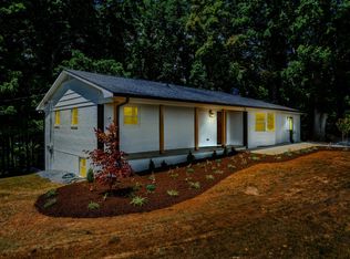 380 Goose Creek Rd, Dandridge, TN 37725