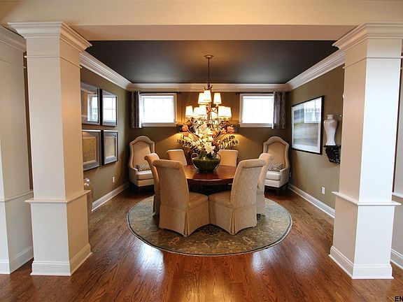 3rd image of 61 Waterview Dr