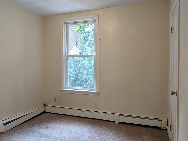 9 Banks St #2 — Photo 11