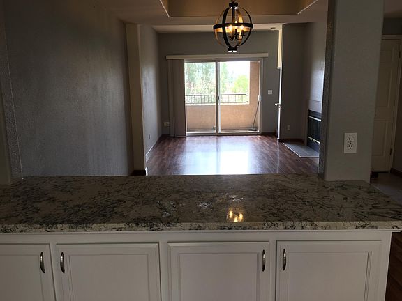 Breakfast bar!