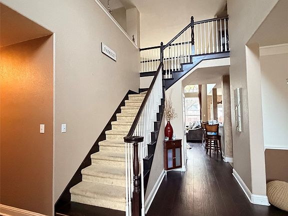 5th image of 2703 Waterway Dr