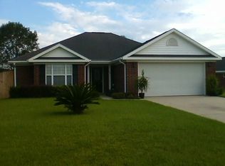 137 Oakwood Ave, Fairhope, AL 36532