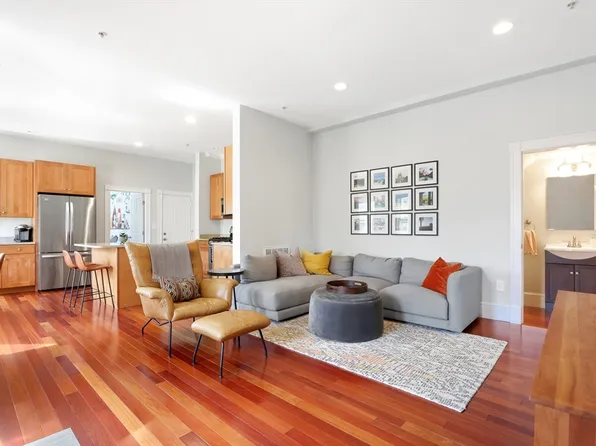 6 Highland Ave APT 1, Somerville, MA 02143