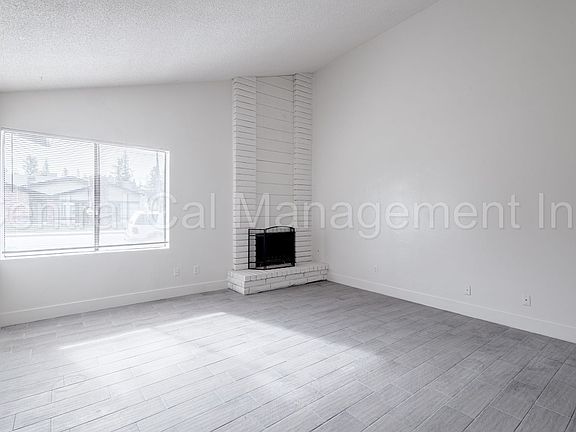 3rd image of 4308 Parkwood Ct APT 1