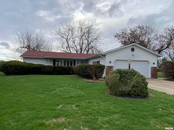 90 Banyan Dr, Canton, IL 61520