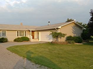 2313 S Reimer Rd, Saginaw, MI 48601