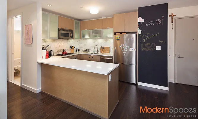 Sold by Modern Spaces | media 2