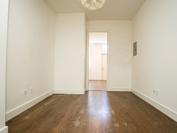 3rd image of 171 Stanhope St #1H