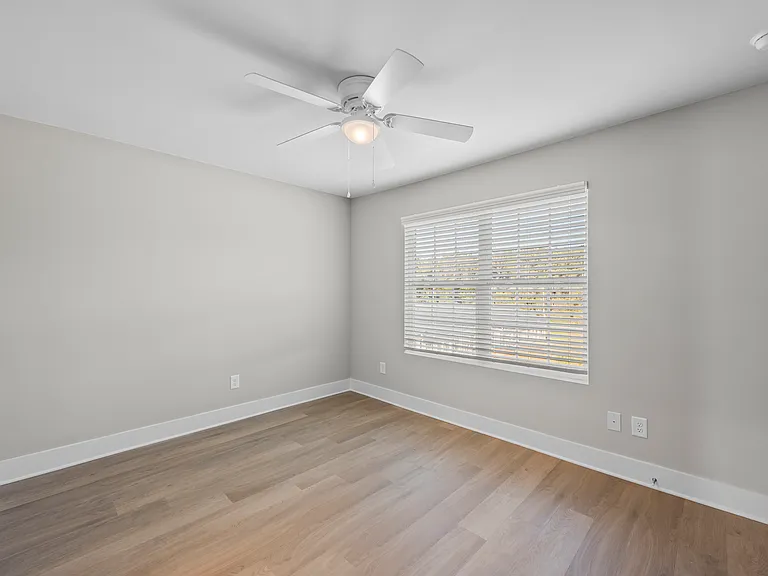 179 Wheeler Cir #504 — Photo 5