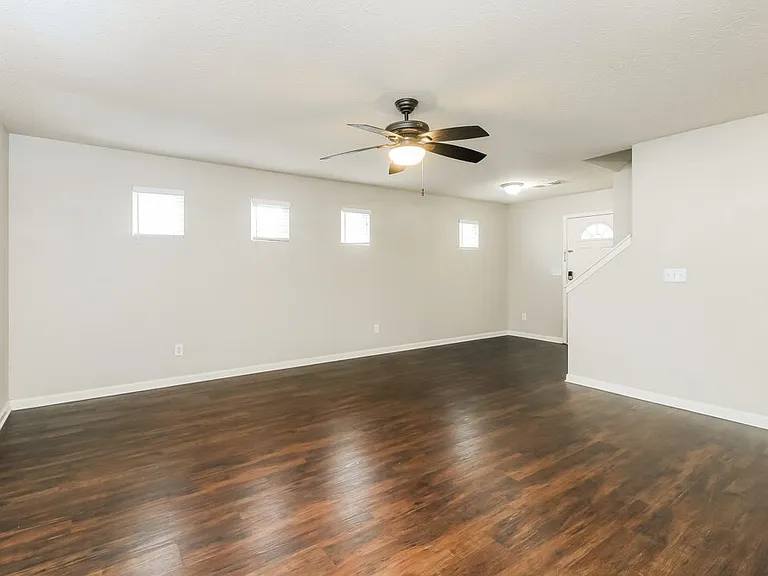 320 Arrowhead Dr — Photo 7