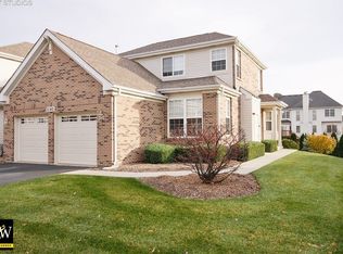 3140 Saganashkee Ln, Naperville, IL 60564