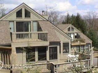 154 Timberloft Cir UNIT 11, Oakland, MD